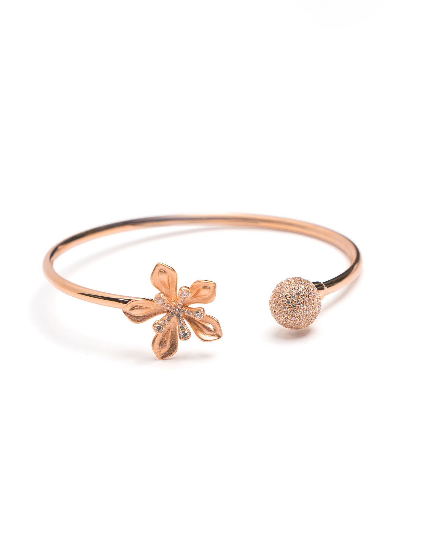 Patra twist bracelet