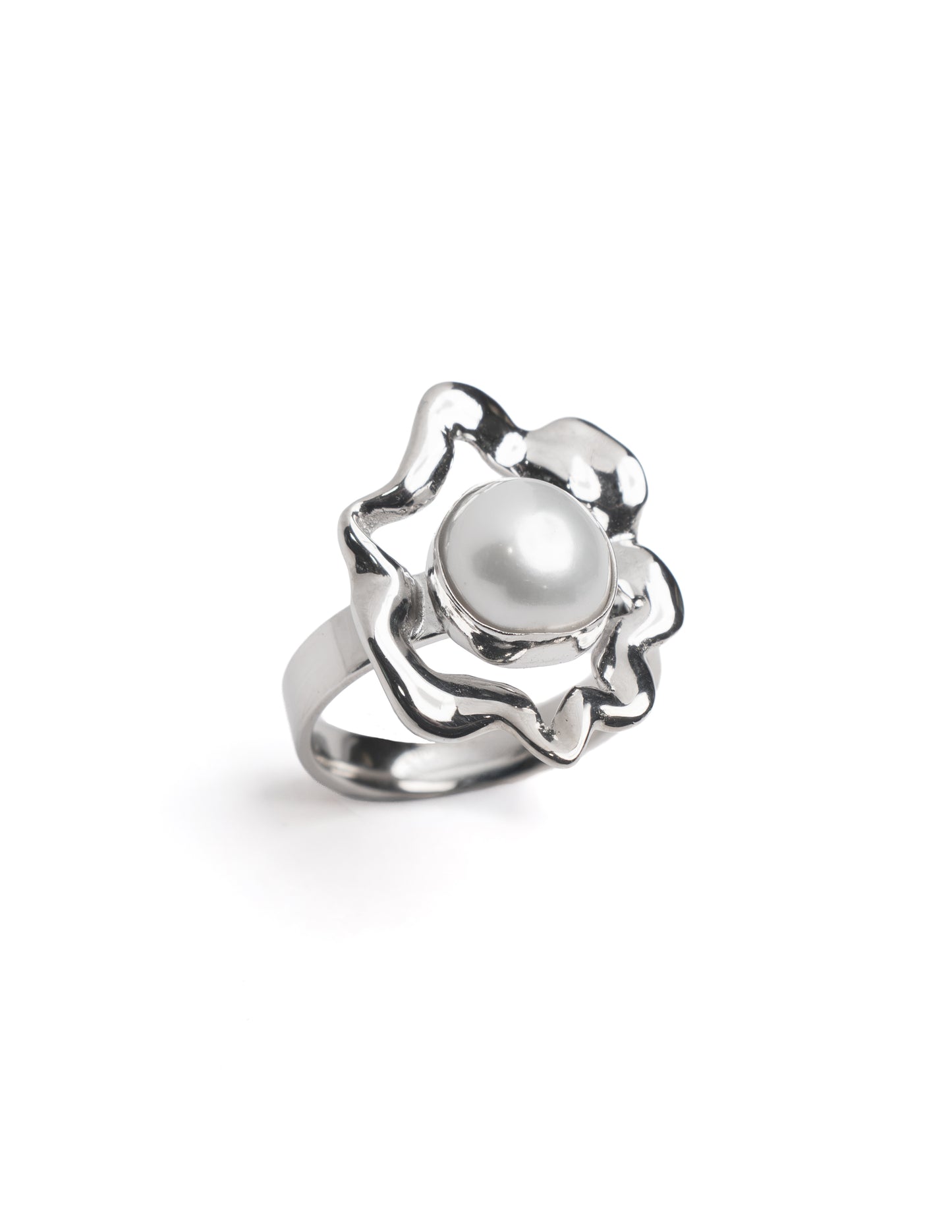 Iris abstract pearl ring