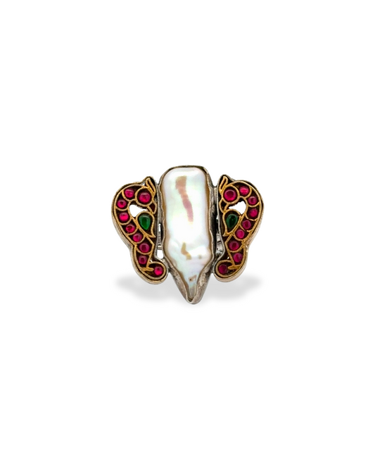 Paravai abstract pearl statement ring