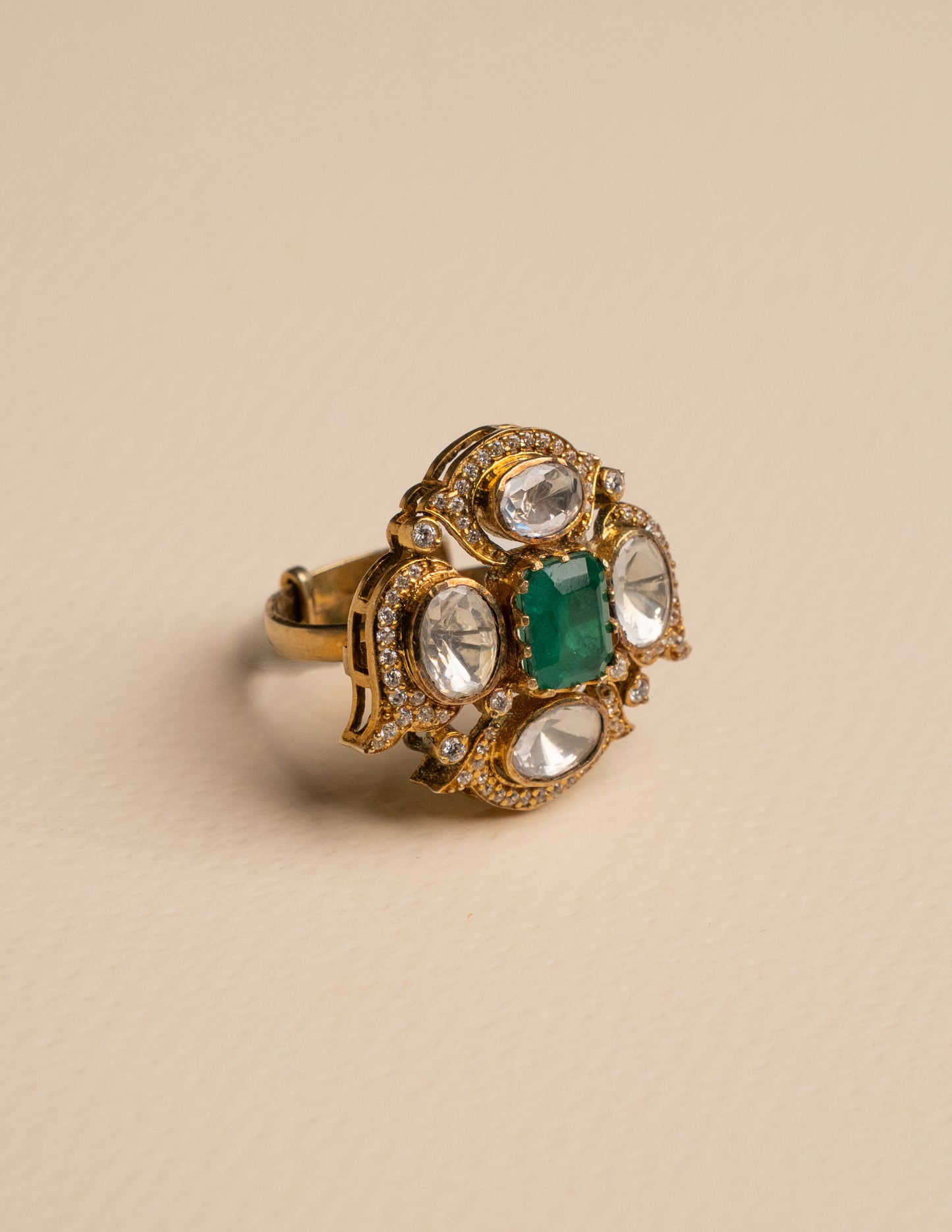 Maya Statement Kundan Ring
