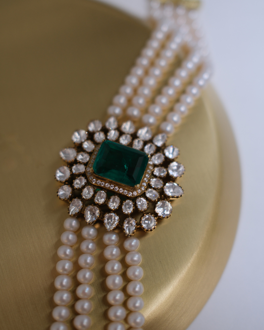 Sabz Kundan and Pearl Choker