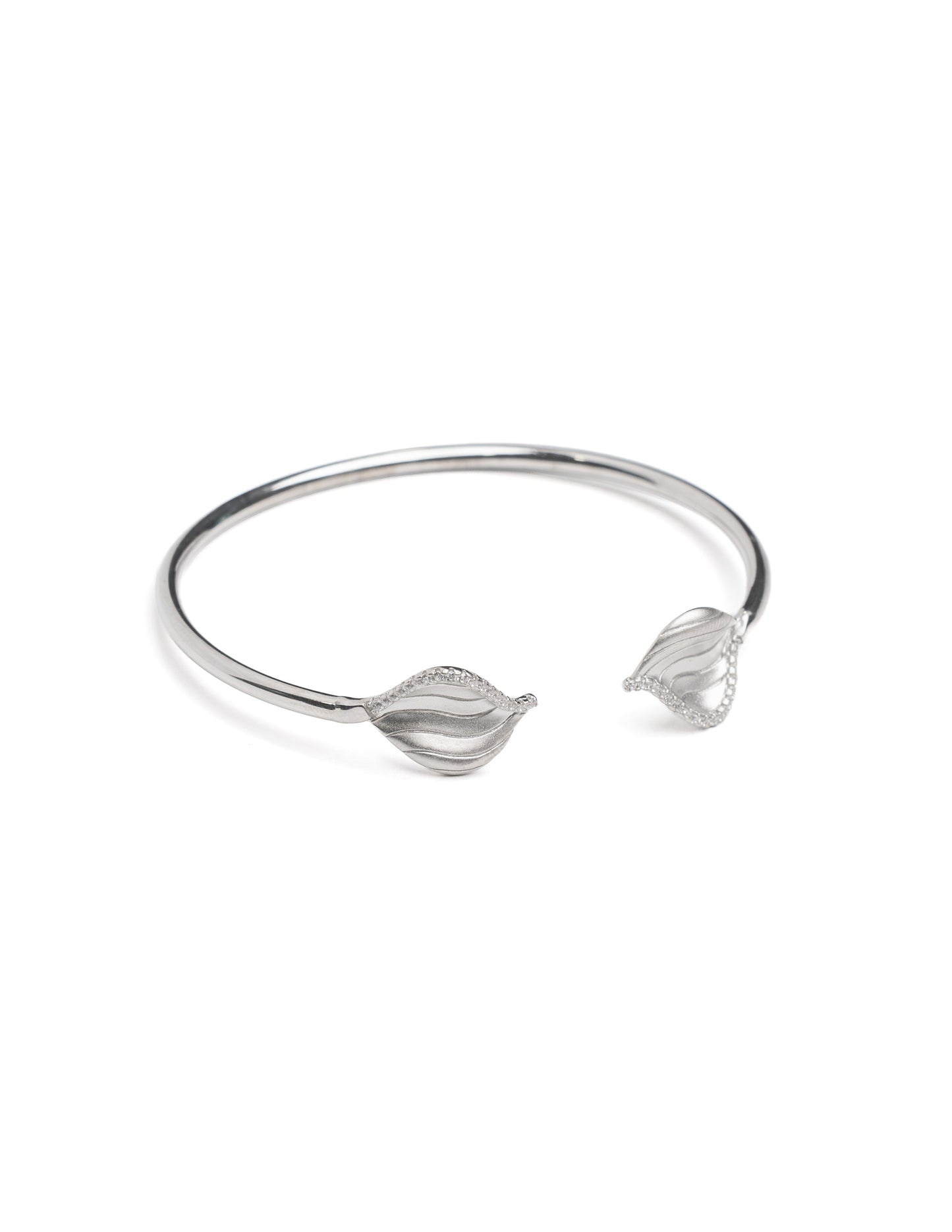 Delphi petal bracelet