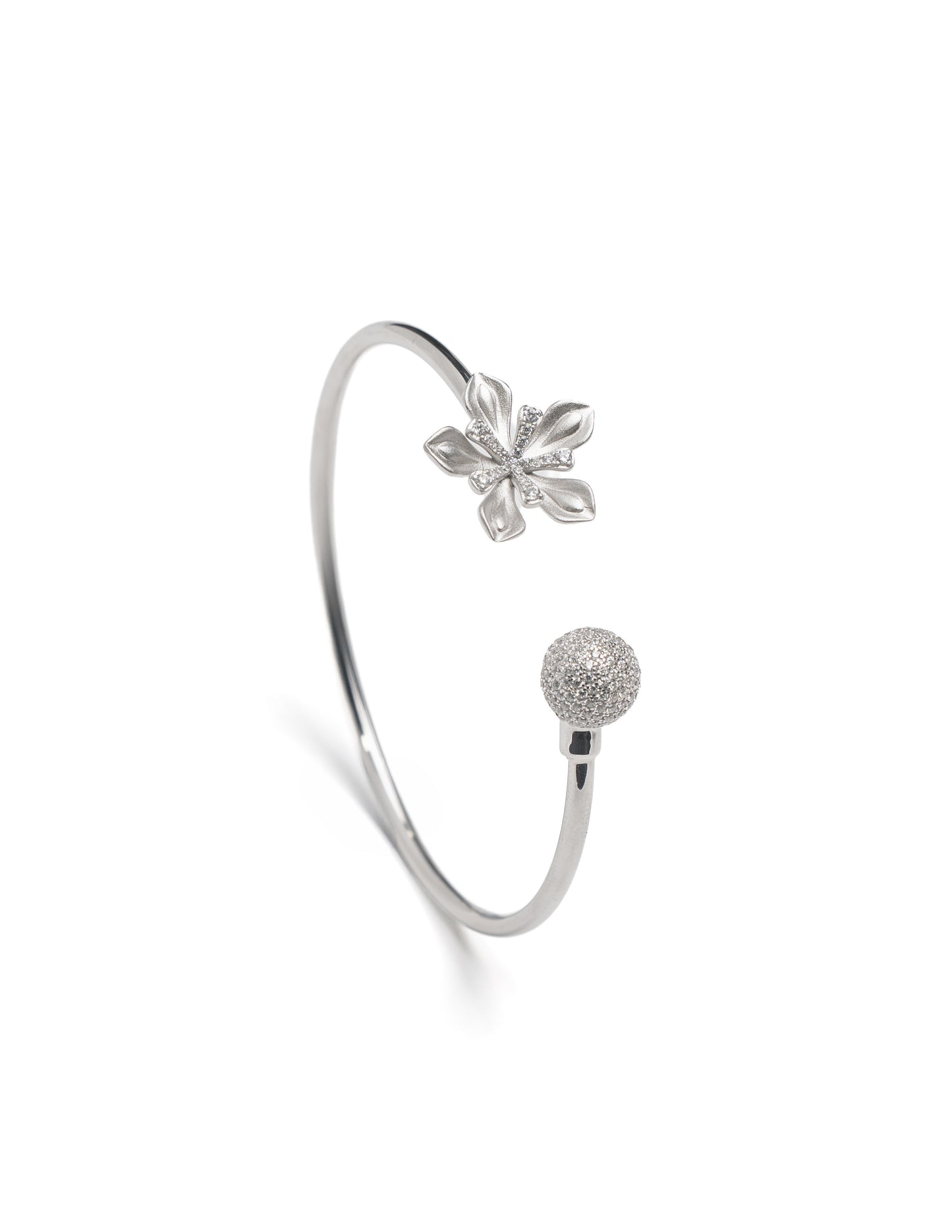 Patra twist bracelet