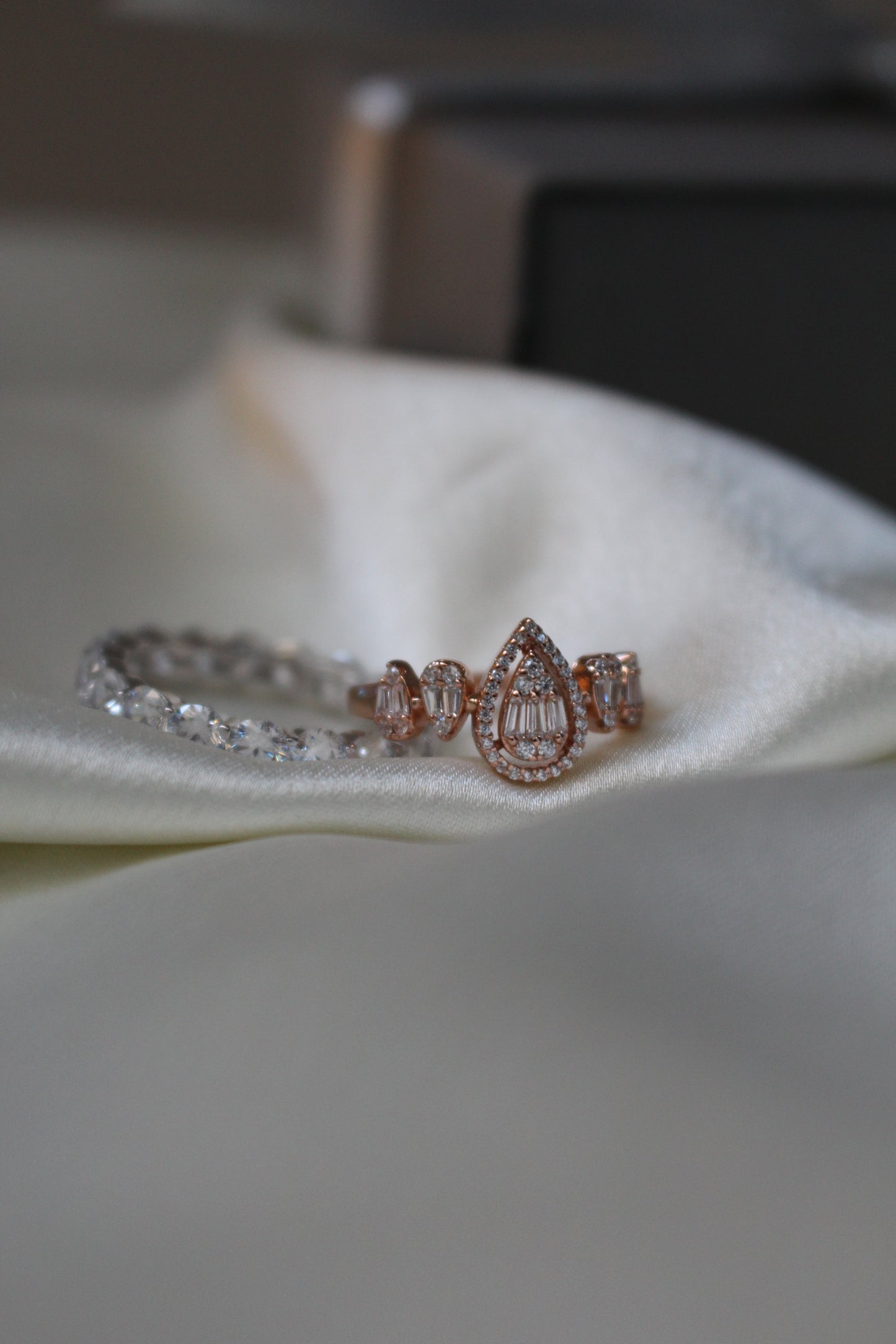 Eterna Zircon Ring