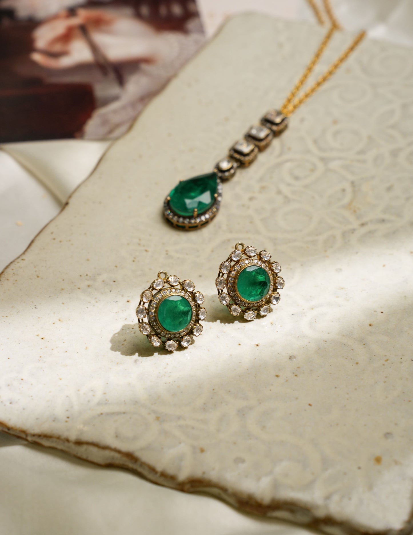 Ivy Green Onyx Kundan Earrings