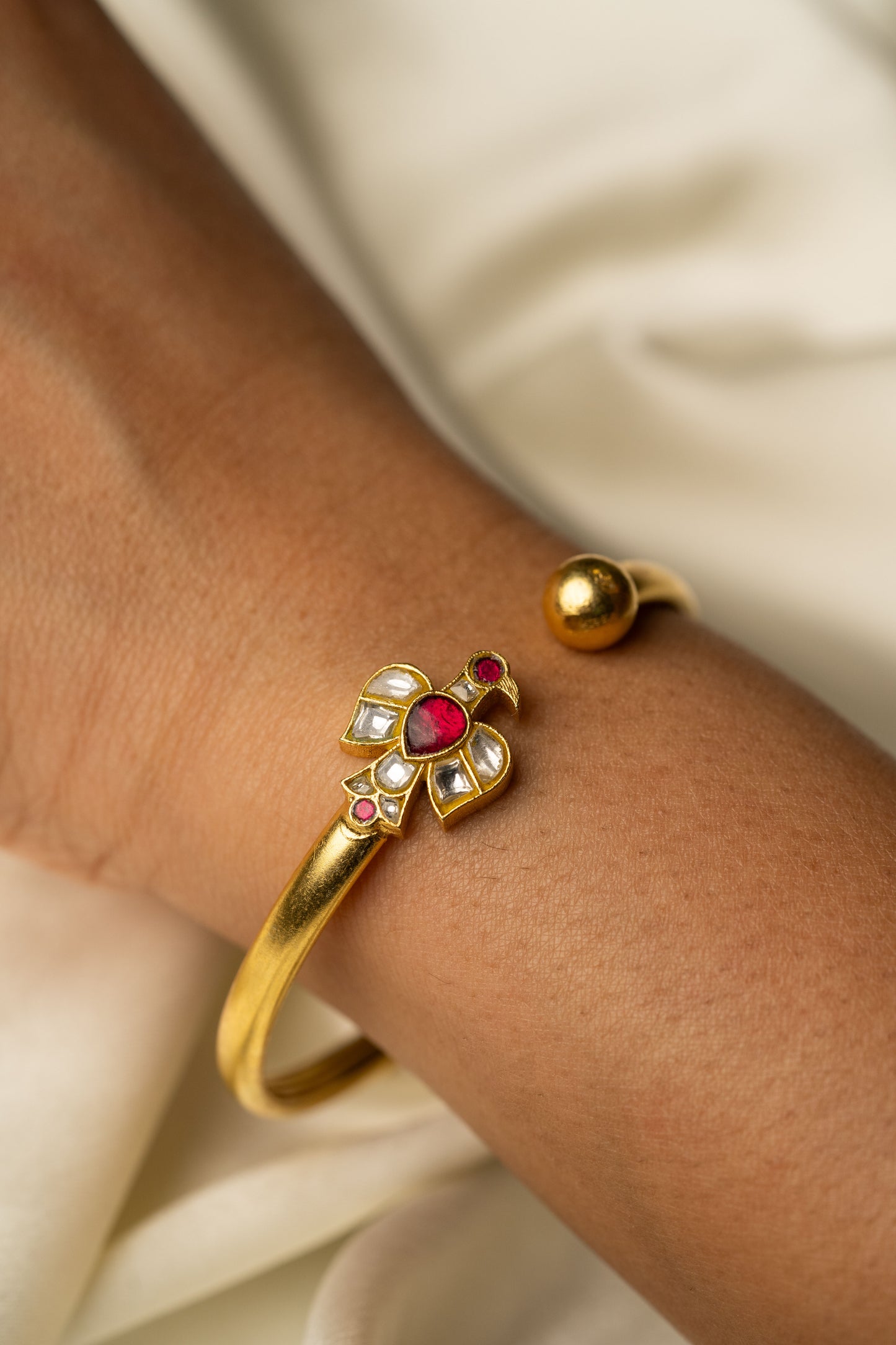 Koel Gold Plated Kundan Bracelet