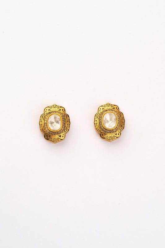 Zuri Artisan Cafted Kundan Studs