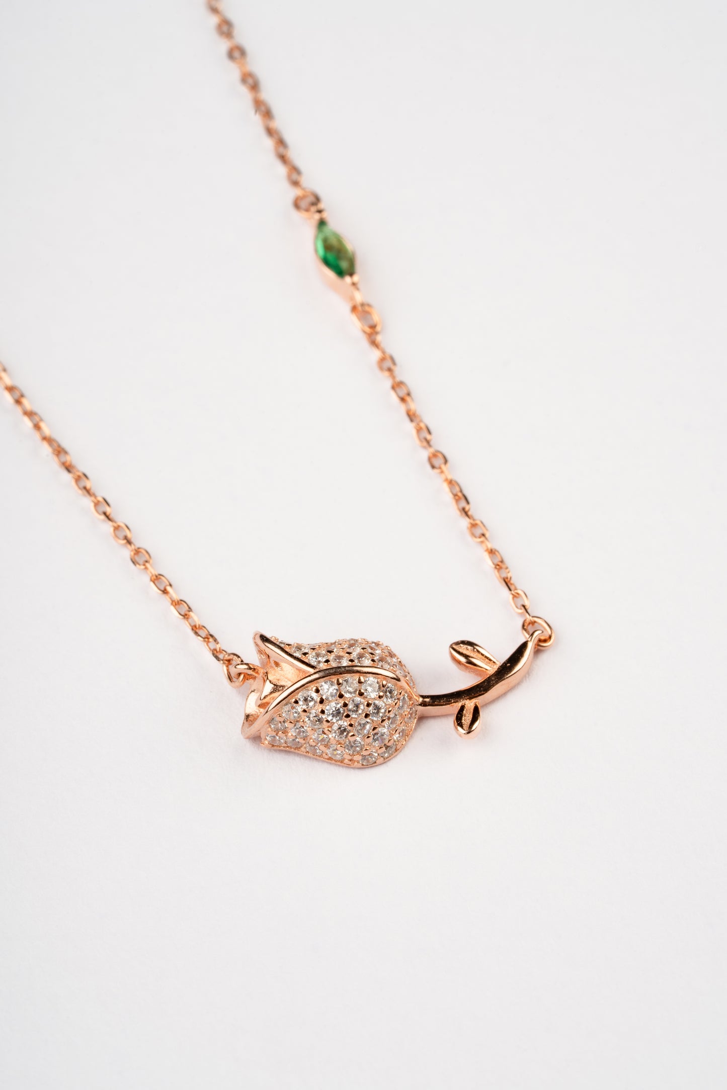 Rosa Rose Charm Pendant Rose Gold