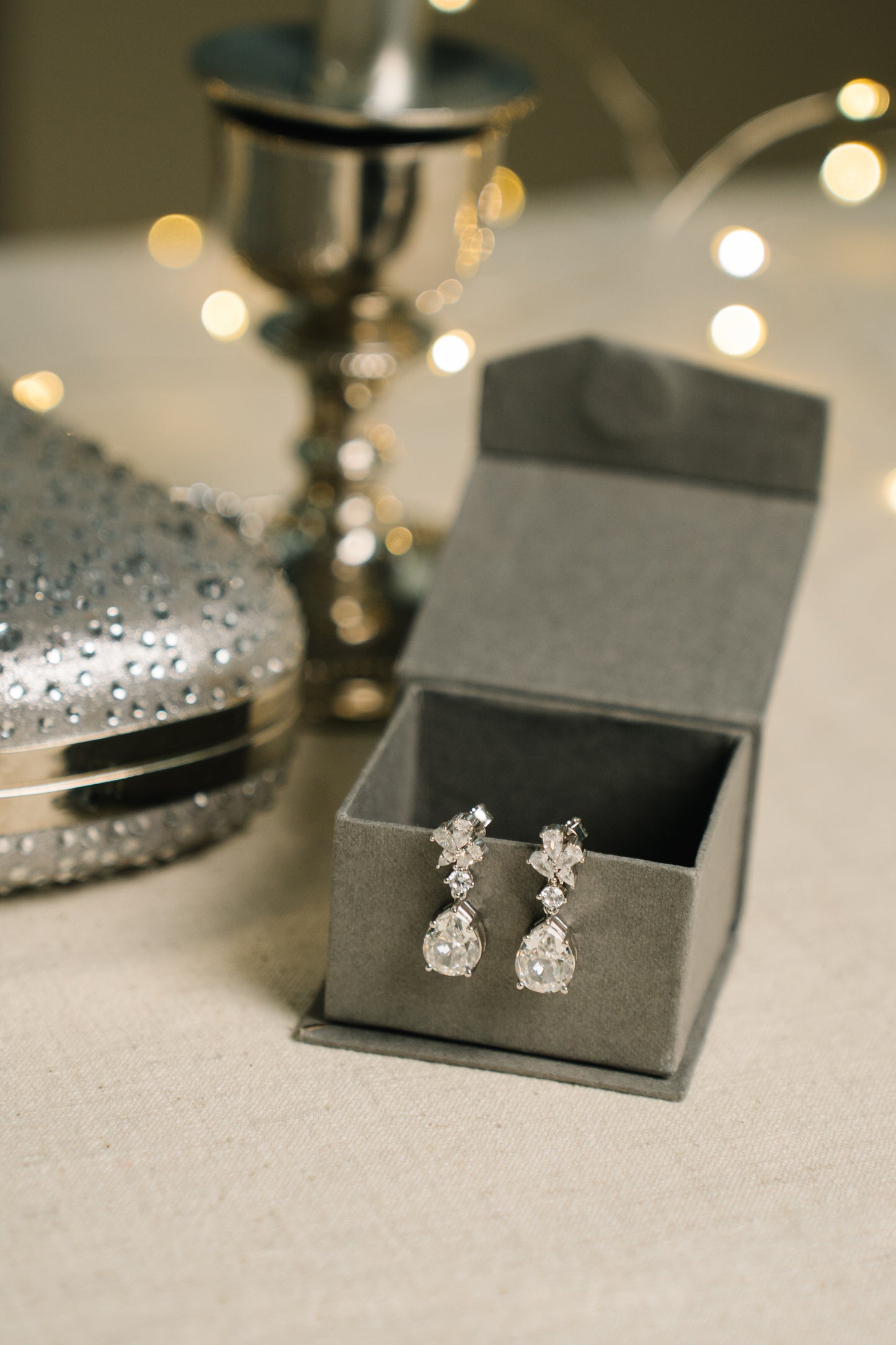 Soirée Drop Earrings