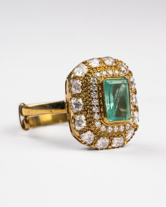 Hanaa Victorian Kundan Ring