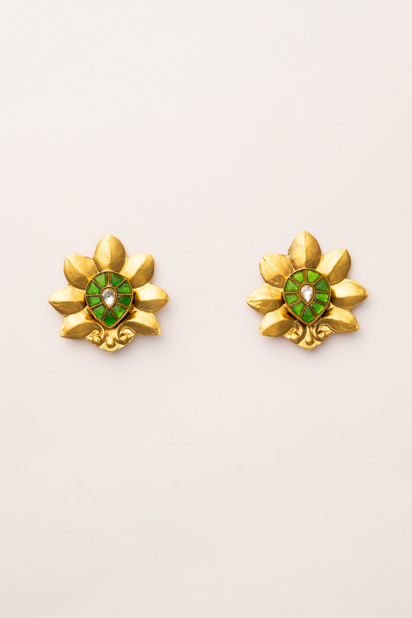 Pankha Hand Crafted Kundan Earrings