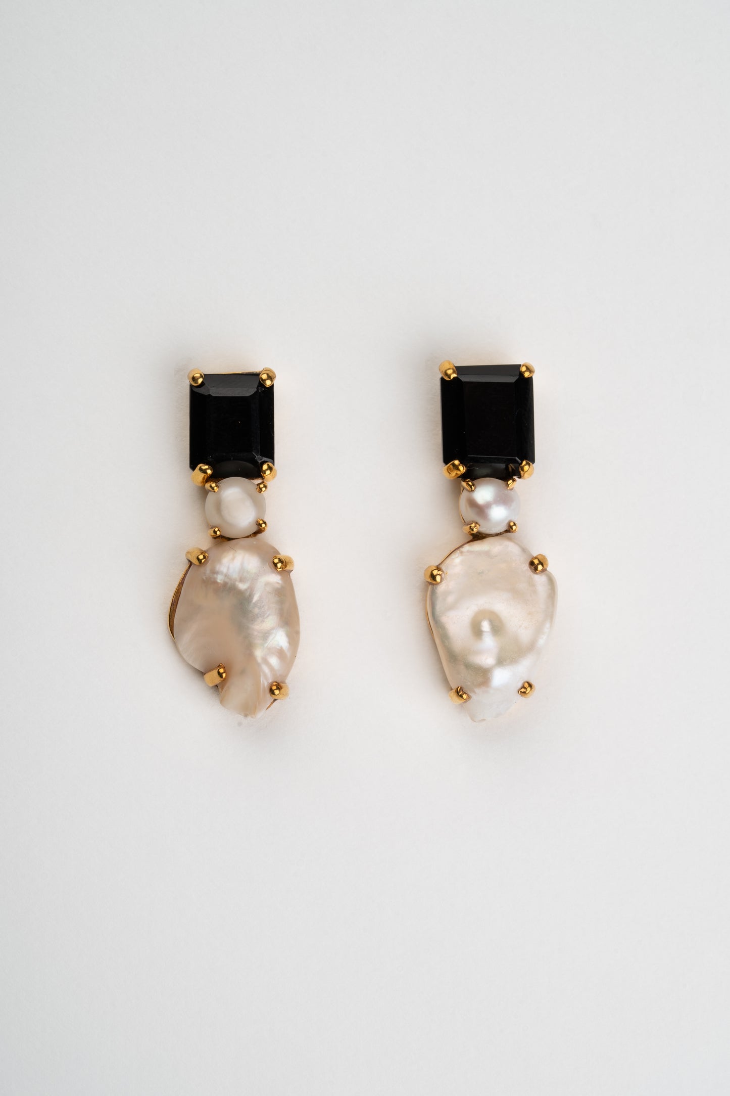 Nami Abstract Gold Plated Pearl Earring