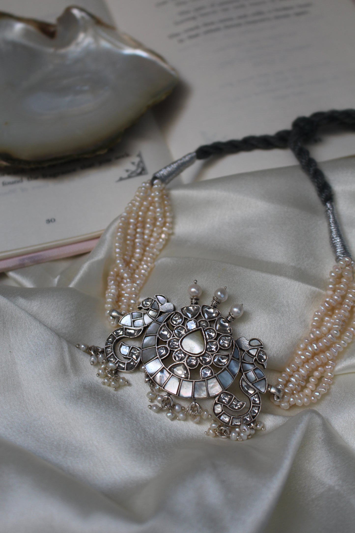 Nora Handmade Pearl Choker