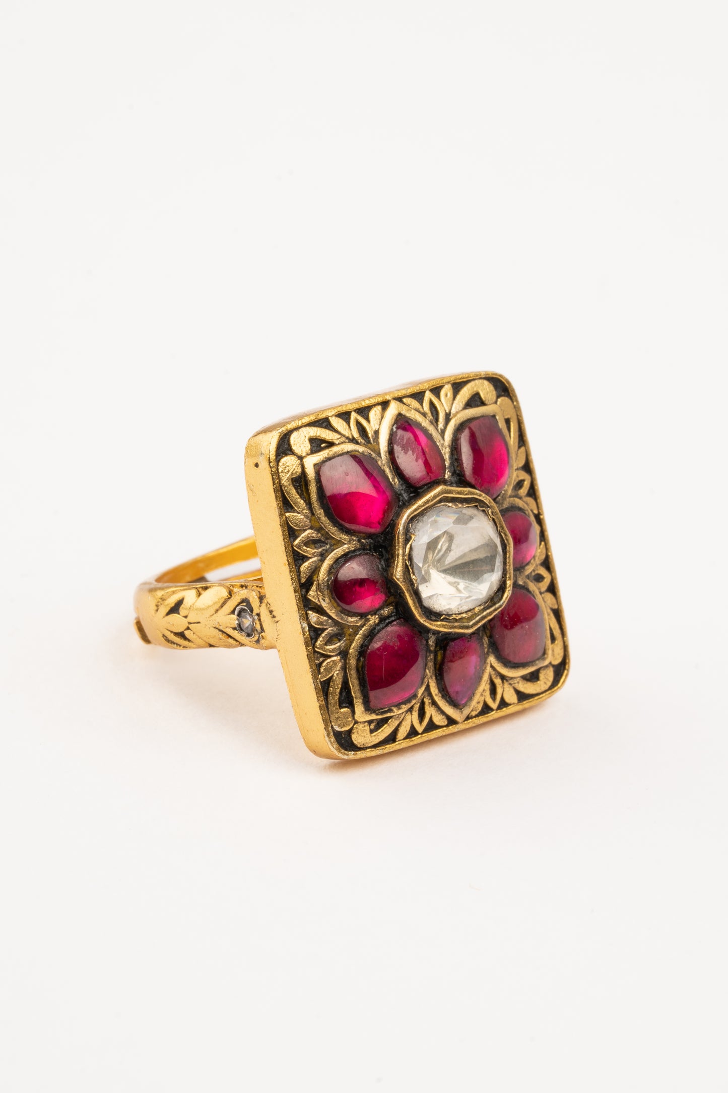 Myra Handcrafted Kundan Ring